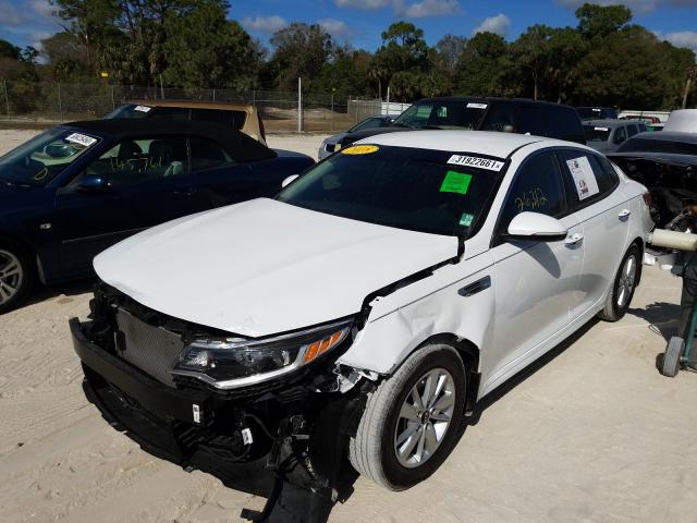 5XXGT4L35JG228126  kia optima lx 2018 IMG 1