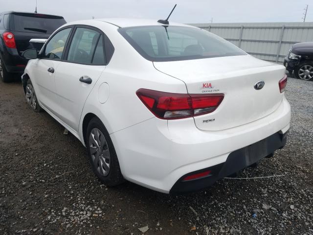 3KPA24AB3JE067089  kia  2018 IMG 2