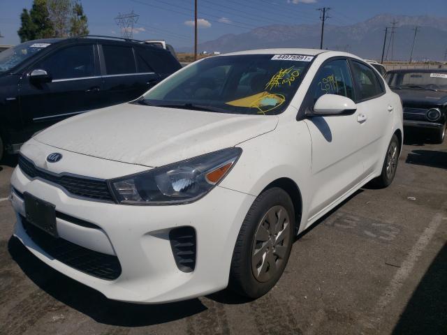 3KPA24AB2JE097071  kia  2018 IMG 1