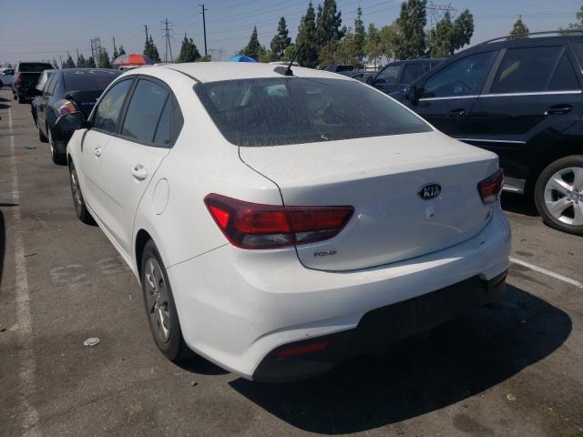 3KPA24AB2JE097071  kia  2018 IMG 2