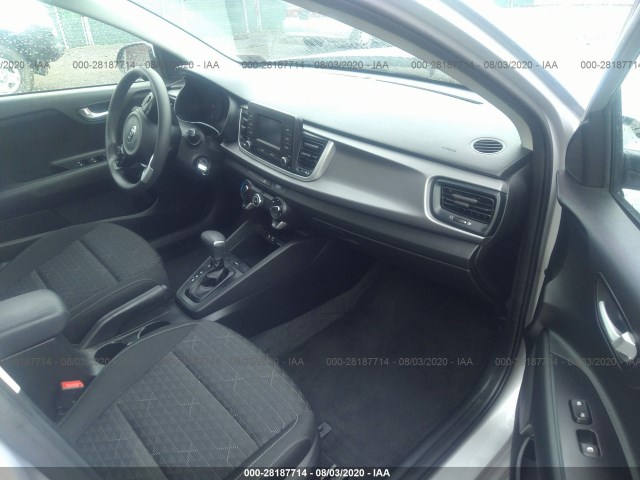 3KPA24AB5JE100559  kia rio 2018 IMG 4