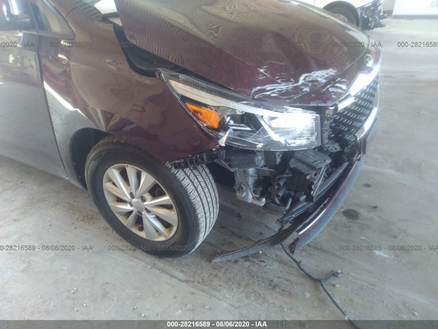 KNDMB5C11H6334530  kia sedona 2017 IMG 5