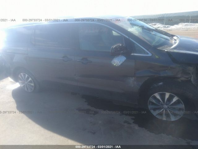 KNDMC5C13H6324403  kia sedona 2017 IMG 5