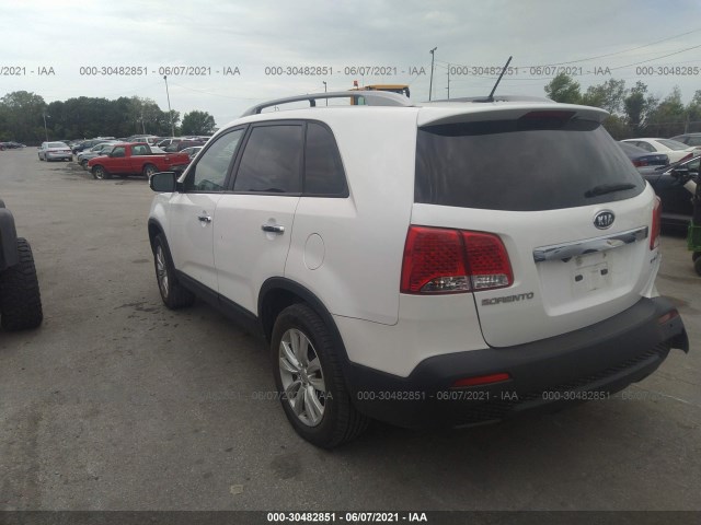 5XYKU4A24BG048070  kia sorento 2011 IMG 2