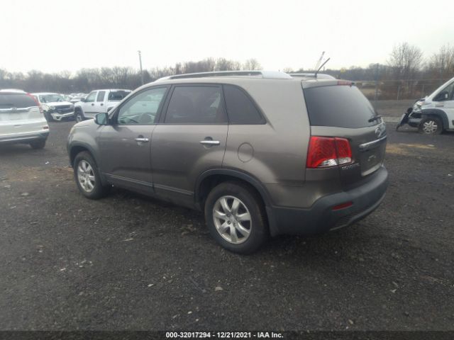 5XYKT3A15BG040743  kia sorento 2011 IMG 2