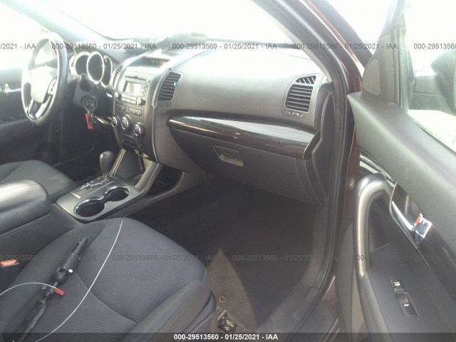 5XYKTCA16BG022509  kia sorento 2011 IMG 4