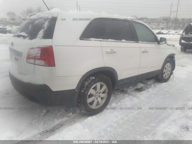 5XYKT3A17CG255820  kia sorento 2012 IMG 3