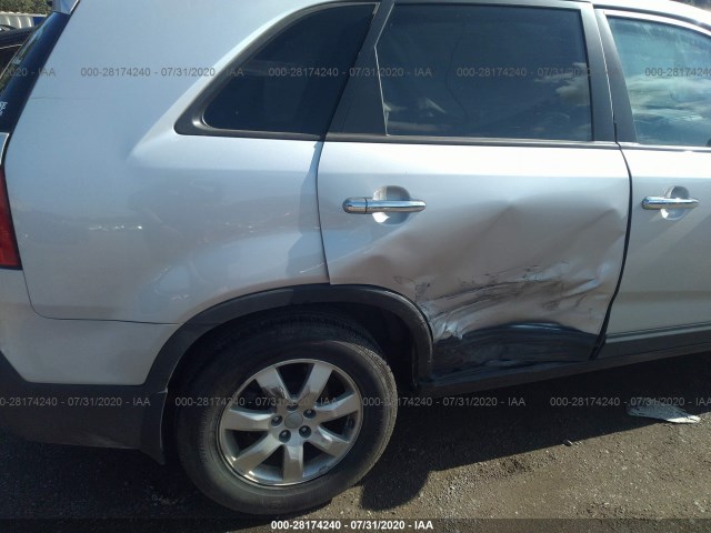 5XYKTDA66DG422705  kia sorento 2013 IMG 5