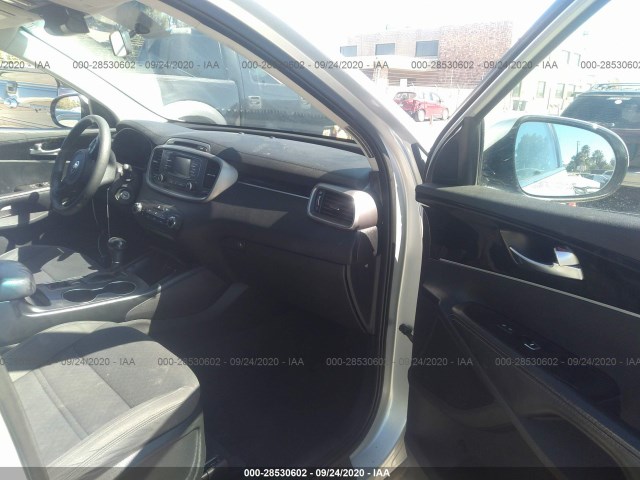 5XYPG4A37GG010975  kia sorento 2016 IMG 4