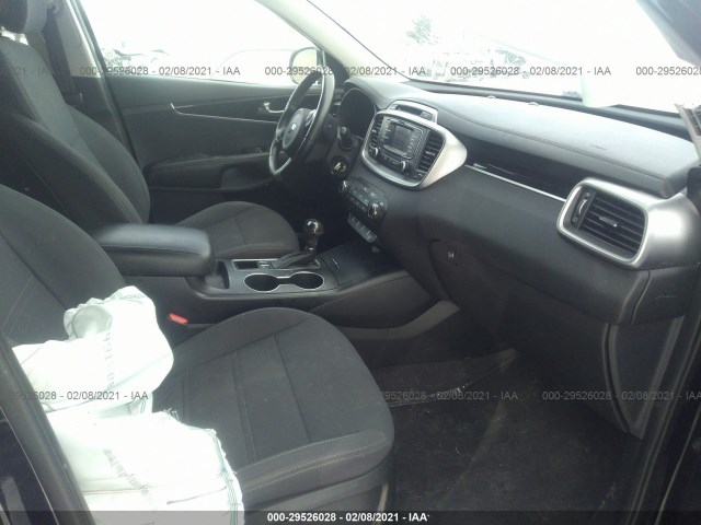 5XYPG4A38GG070750  kia sorento 2016 IMG 4