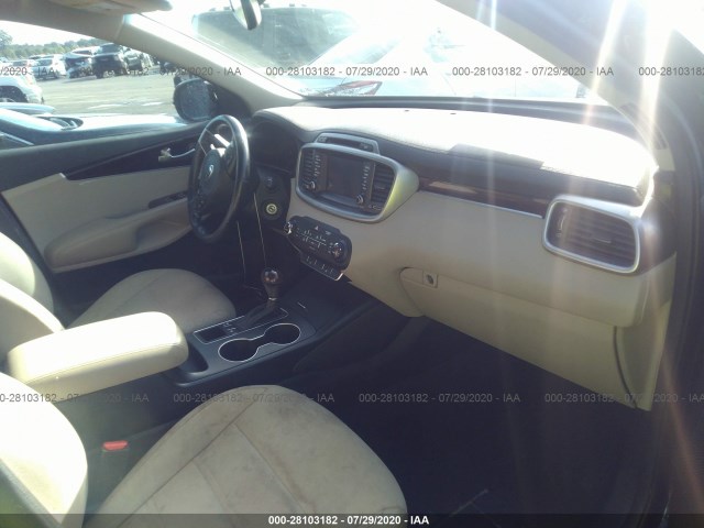 5XYPG4A38HG258461  kia sorento 2017 IMG 4