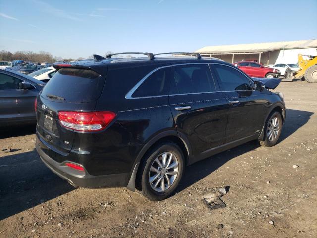 5XYPGDA35HG265125  kia sorento 2017 IMG 2