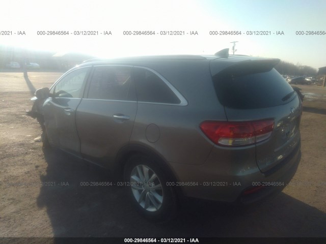 5XYPGDA36HG199345  kia sorento 2017 IMG 2