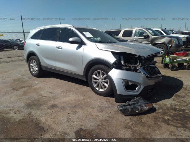 5XYPG4A3XJG377070  kia sorento 2017 IMG 0