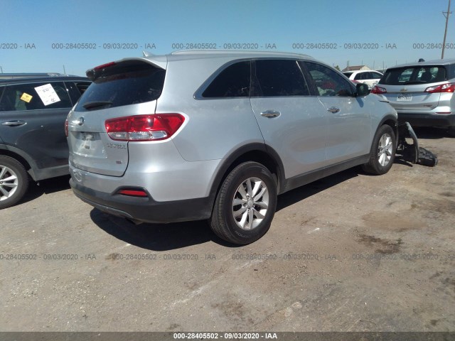 5XYPG4A3XJG377070  kia sorento 2017 IMG 3