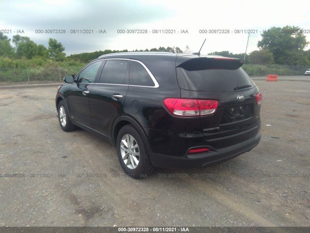 5XYPGDA30HG313422  kia sorento 2017 IMG 2