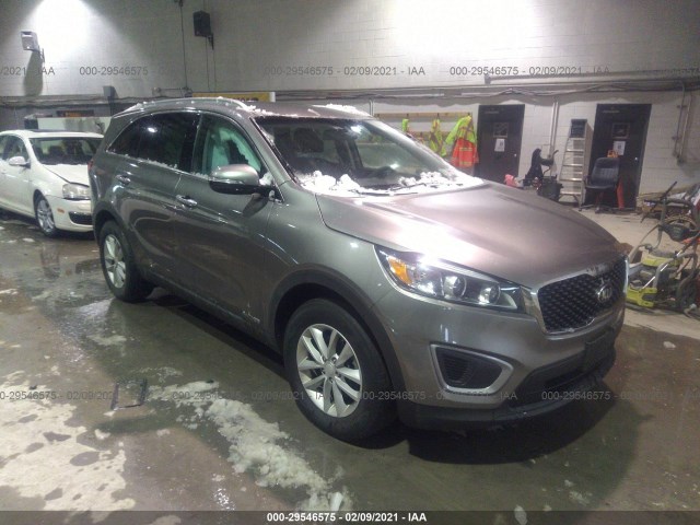 5XYPGDA57HG325178  kia sorento 2017 IMG 0