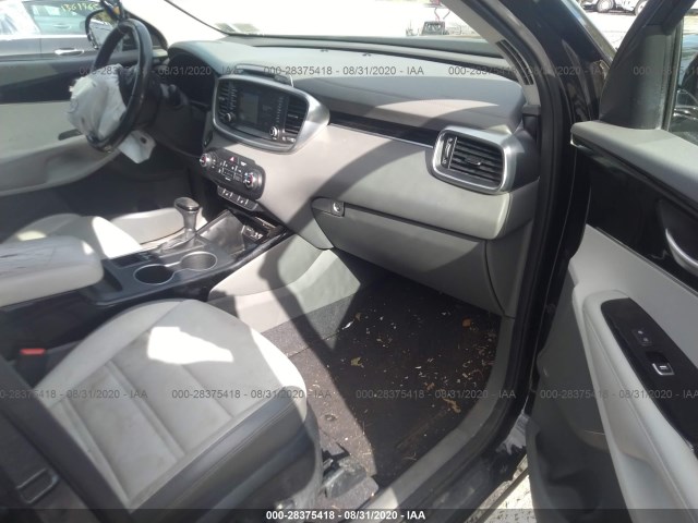 5XYPKDA50HG315901  kia sorento 2017 IMG 4