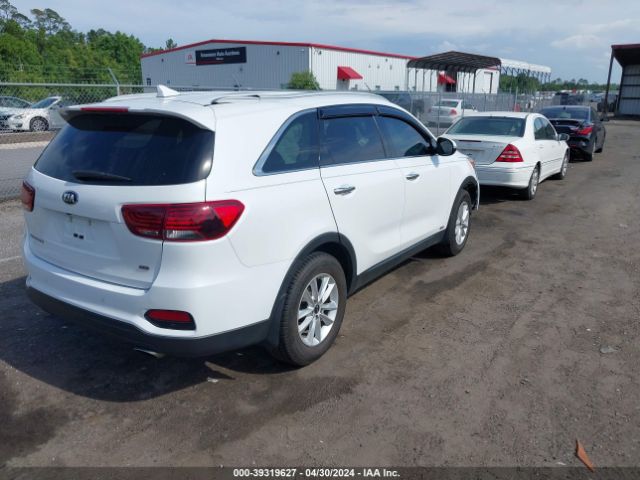 5XYPGDA30KG440064  kia sorento 2018 IMG 3