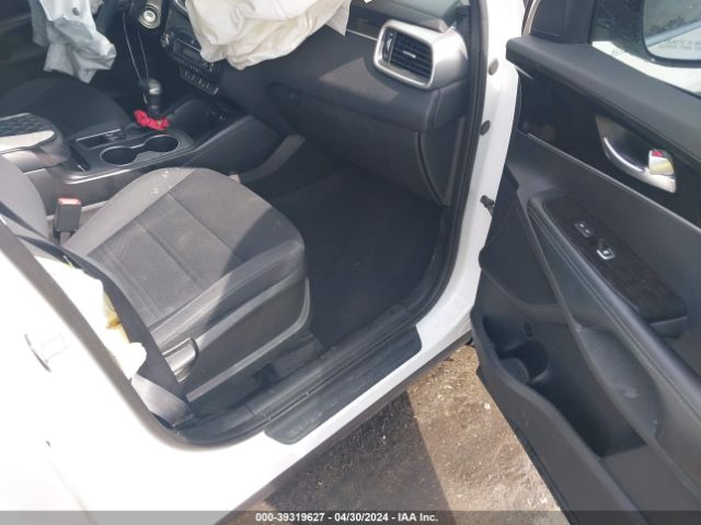 5XYPGDA30KG440064  kia sorento 2018 IMG 4