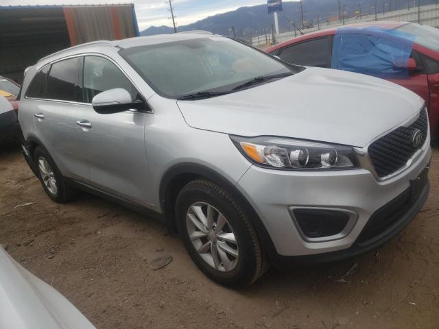 5XYPGDA3XHG297276  kia sorento lx 2017 IMG 3