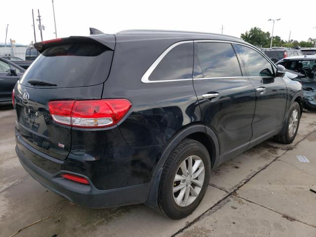 5XYPG4A31JG388054  kia sorento lx 2018 IMG 2