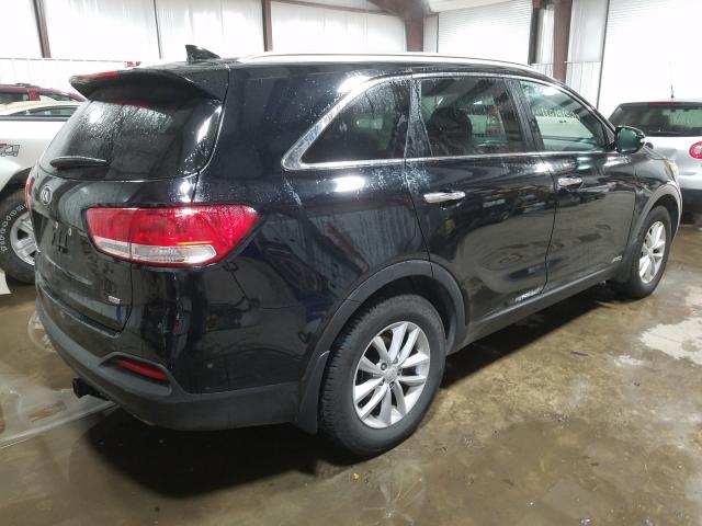 5XYPGDA39JG372491  kia sorento lx 2018 IMG 3