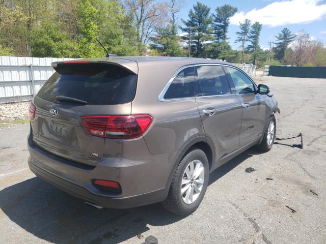 5XYPGDA54KG456768  kia sorento lx 2019 IMG 3