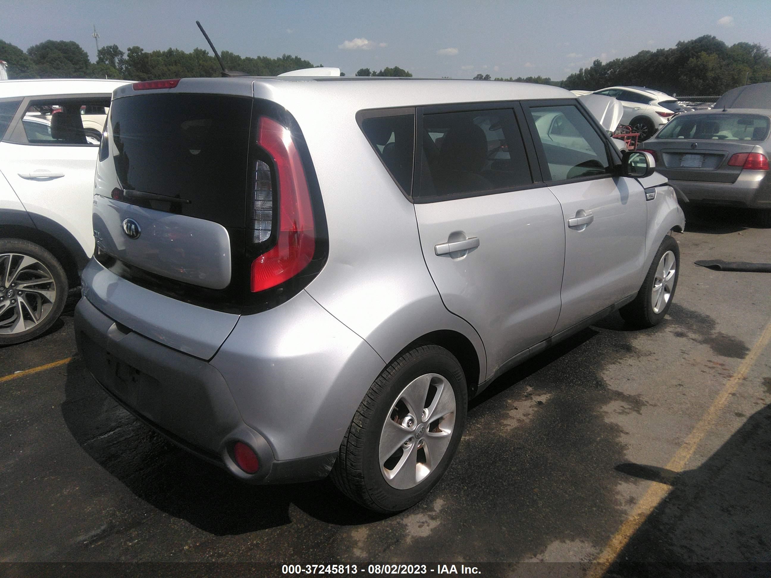 KNDJN2A20G7818251  kia soul 2015 IMG 3