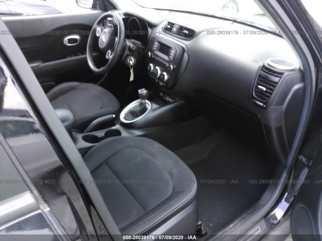 KNDJN2A23G7265739  kia soul 2016 IMG 4