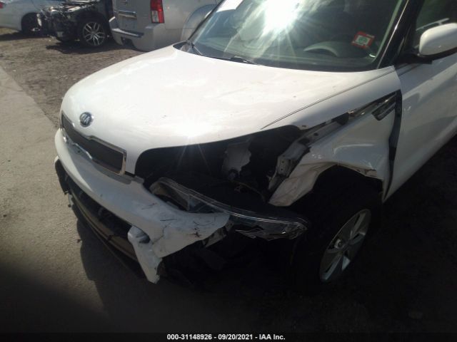 KNDJN2A21G7378542  kia soul 2016 IMG 5