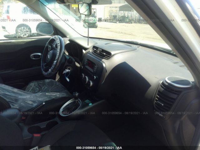 KNDJN2A22G7324425  kia soul 2016 IMG 4