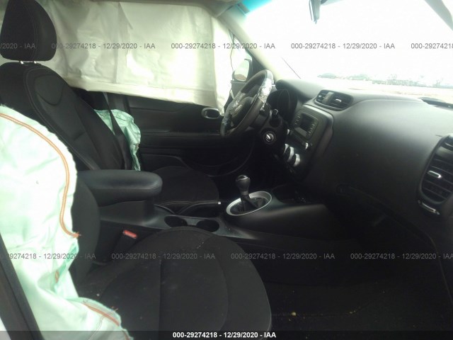 KNDJN2A23G7388084  kia soul 2016 IMG 4