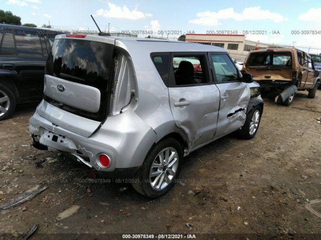 KNDJP3A53J7515434  kia soul 2018 IMG 3