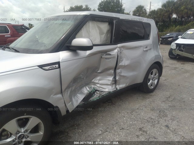 KNDJN2A26K7693720  kia soul 2019 IMG 5