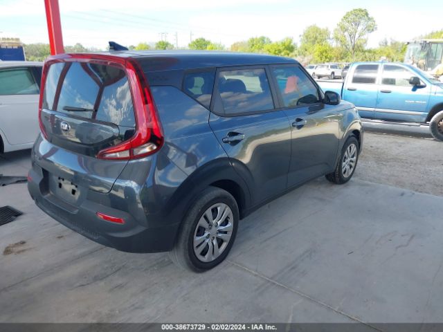 KNDJ23AU9M7782362  kia soul 2021 IMG 3