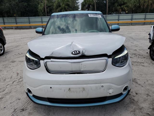 KNDJX3AEXJ7027047  kia soul ev + 2018 IMG 4