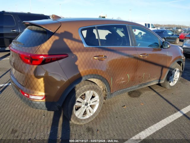 KNDPMCAC6J7365563  kia sportage 2018 IMG 3