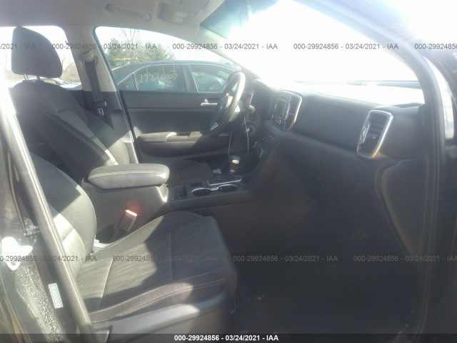 KNDPMCAC8H7247136  kia sportage 2017 IMG 4