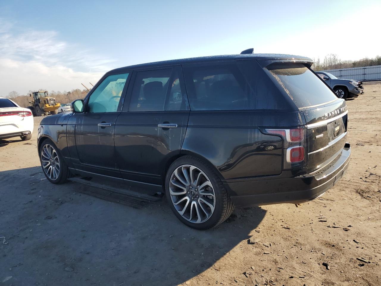 SALGV2RE0KA560374  land rover range rover 2019 IMG 1