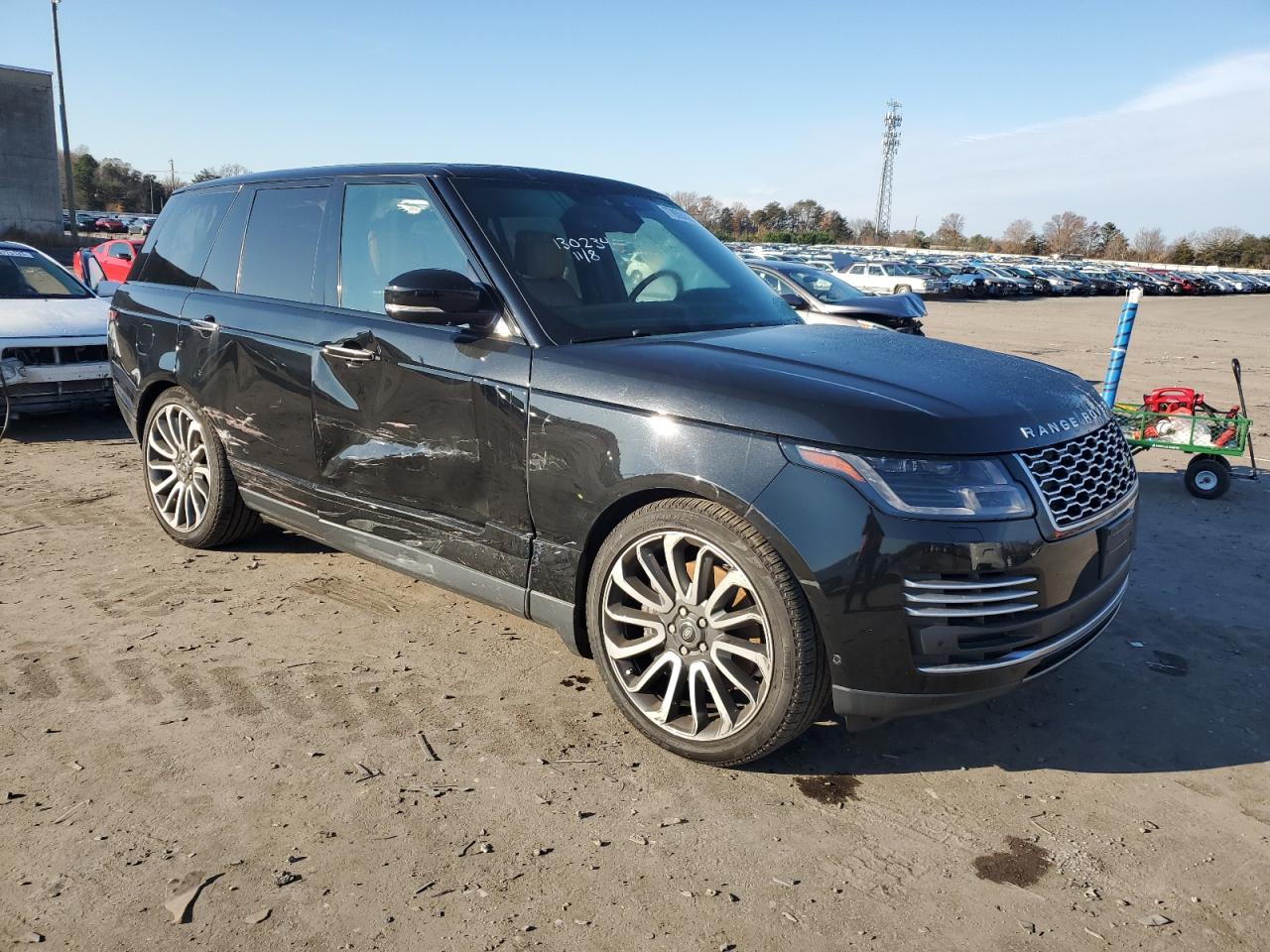 SALGV2RE0KA560374  land rover range rover 2019 IMG 3