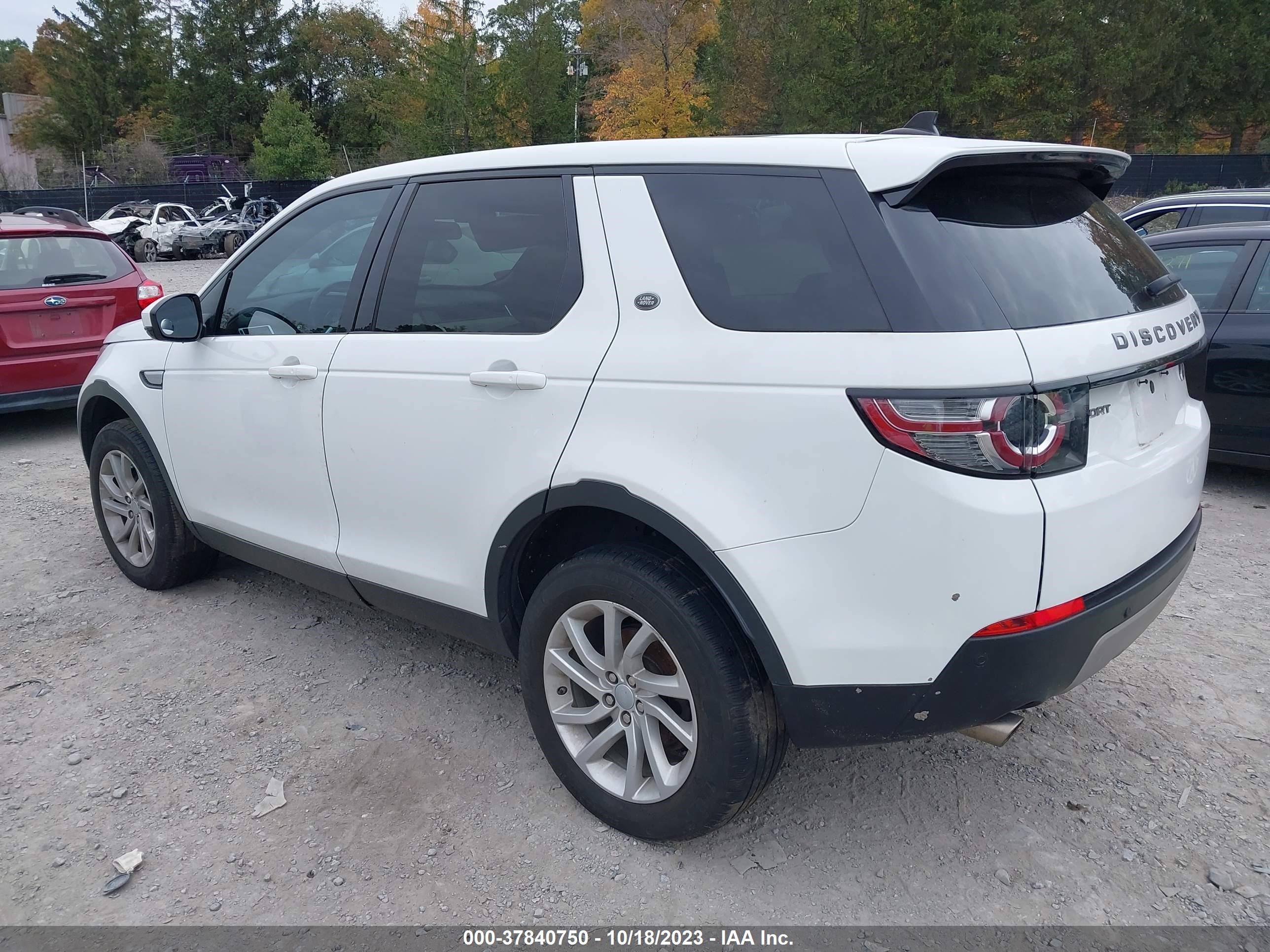 SALCR2BG1GH547744  land-rover discovery 2015 IMG 2