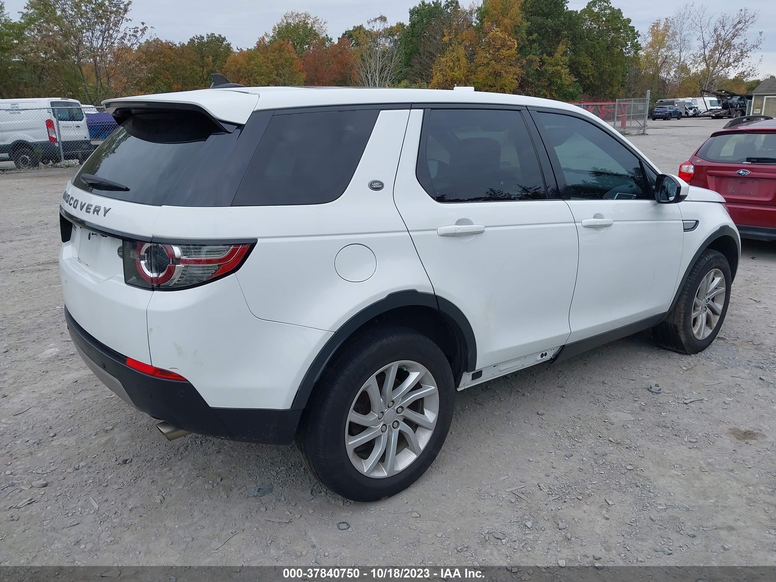 SALCR2BG1GH547744  land-rover discovery 2015 IMG 3