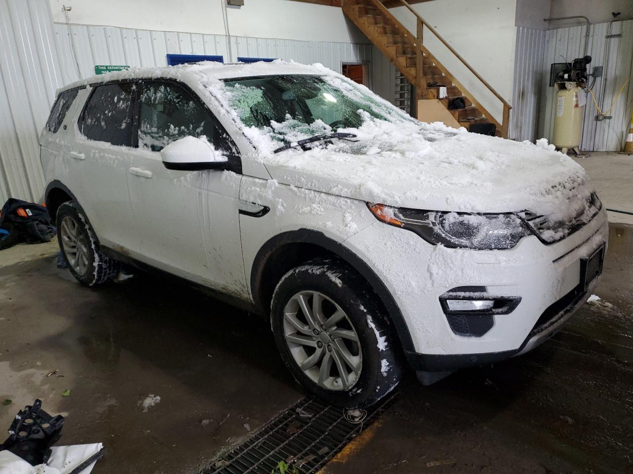 SALCR2BG5GH604172  land-rover discovery sport 2016 IMG 3