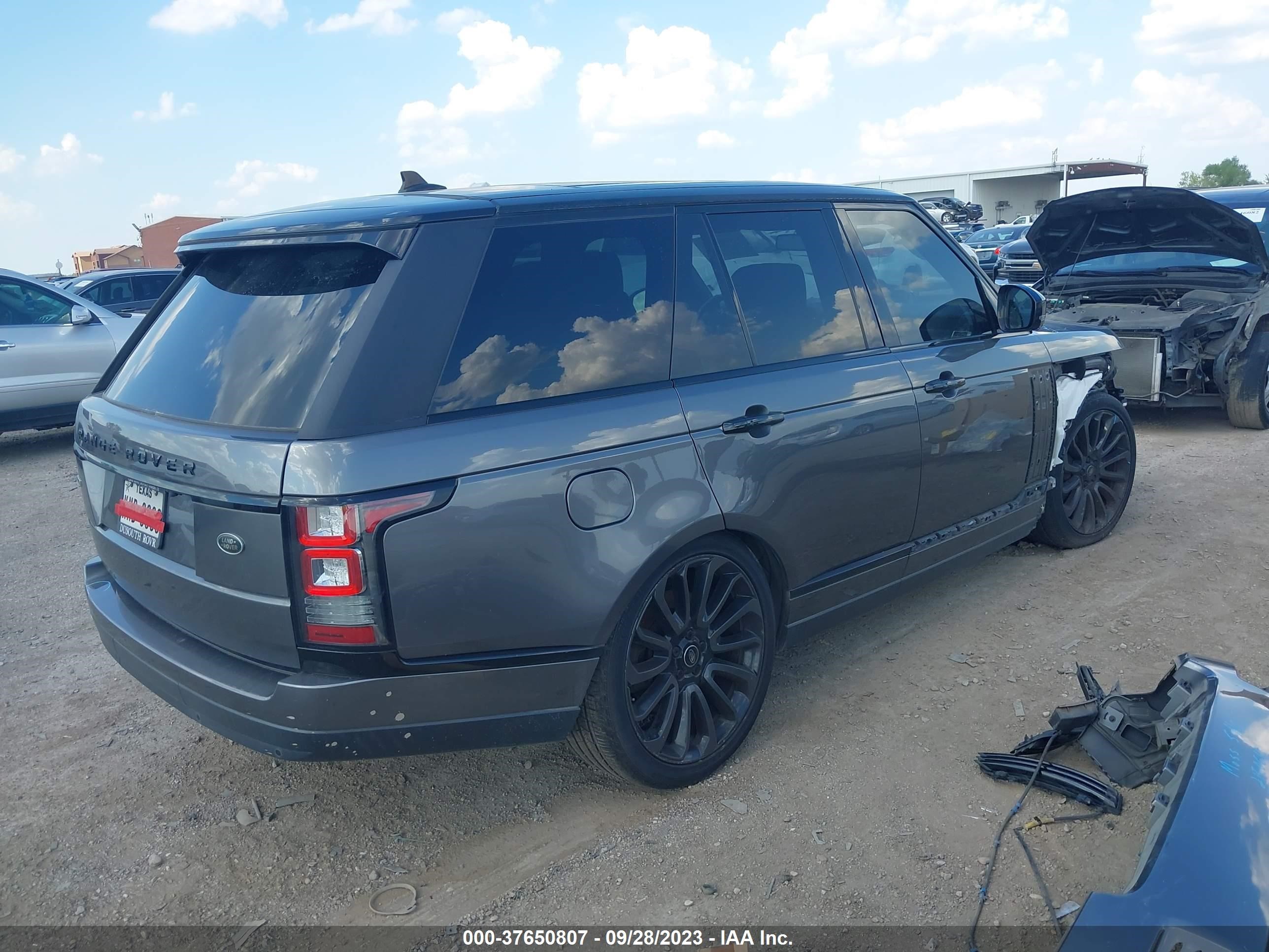 SALGS2EF4GA259279  land-rover range rover 2016 IMG 3