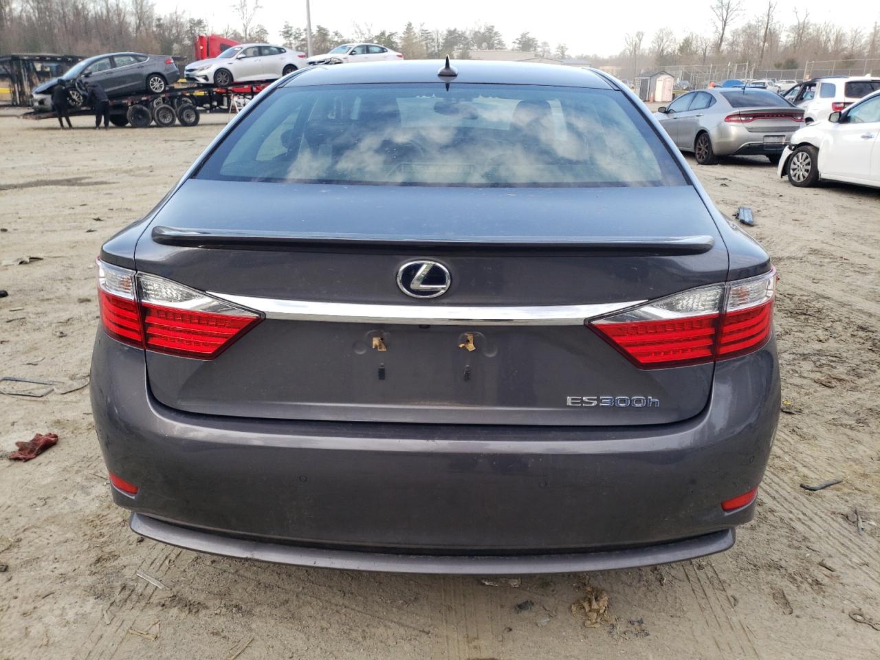 JTHBW1GG5D2015540  lexus es 2013 IMG 5