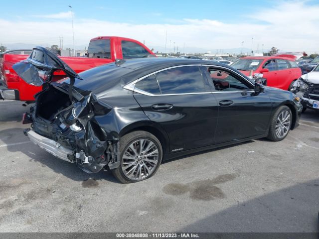 58AD21B18LU006721  lexus es 2019 IMG 3