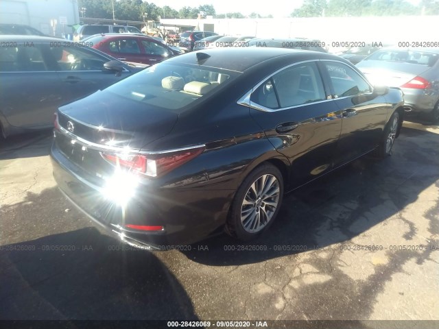 58ADZ1B12LU061564  lexus es 2019 IMG 3