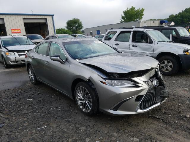 JTHB21B13K2008114  lexus es 300 2018 IMG 0