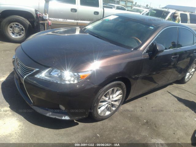 JTHBW1GG1D2028818  lexus es 300h 2013 IMG 1